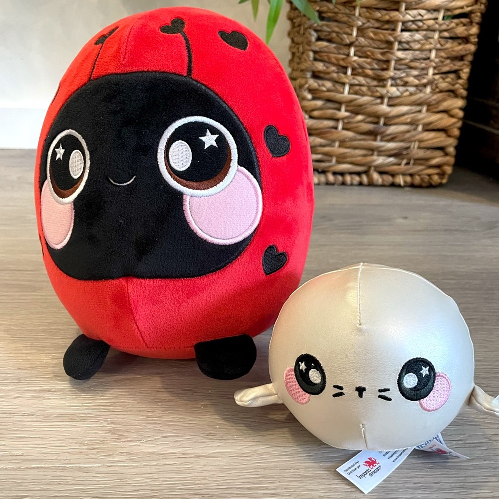 SQUEEZAMALS (Set of 2) - Medium Ladybug & Small White Seal.